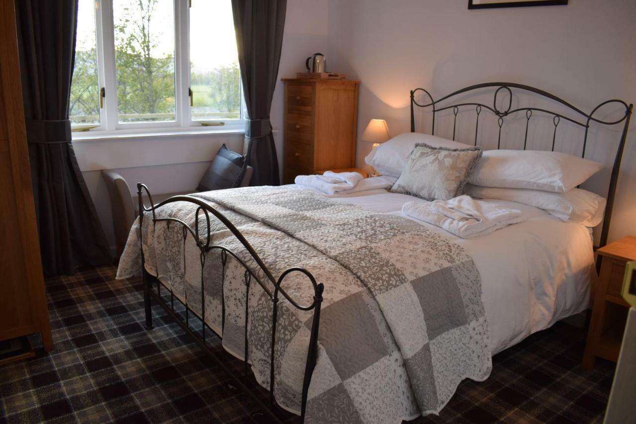 クリフ The Highlandman Station Bed & Breakfast エクステリア 写真