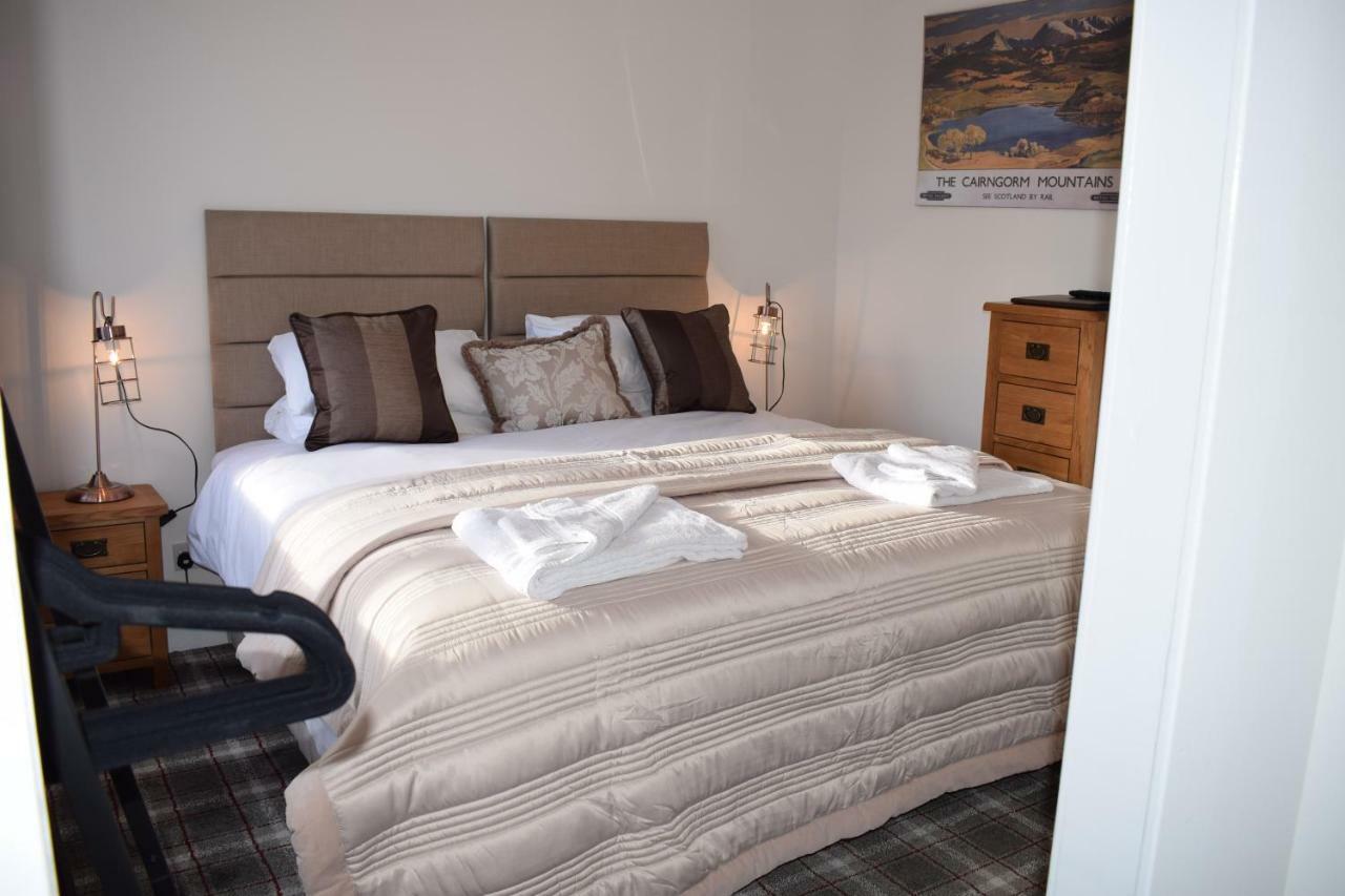 クリフ The Highlandman Station Bed & Breakfast エクステリア 写真